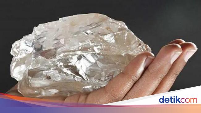 Berlian Terbesar Kedua Dunia Ditemukan! Beratnya 2.492 Karat, Begini Bentuknya