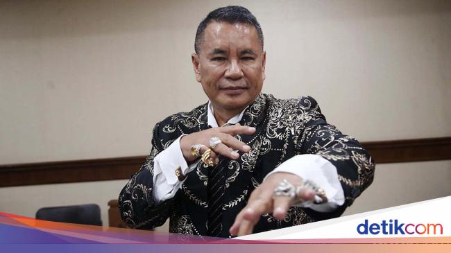 Hotman Paris Ubah Gaya Hidup Setelah Mengalami Sakit Liver, Takut Menghadapi Kematian