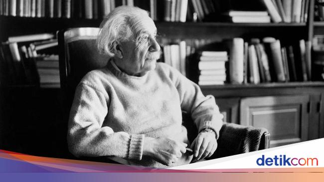 Surat \'Bom Atom\' Einstein Dilelang, Laku Rp 60 Miliar!