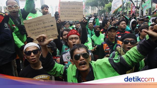 Driver Ojol Demo Besar-besaran di Istana hingga DPR Hari Ini
