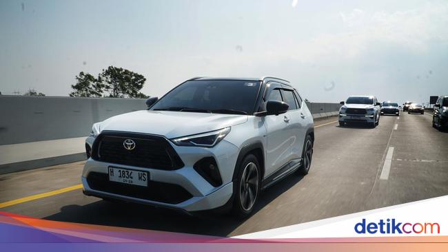 可以下降到RP。 1300万,这是Innova Zenix和Yaris Cross Hybrid的价格 可以下降到RP。 1300万,这是Innova Zenix和Yaris Cross Hybrid的价格