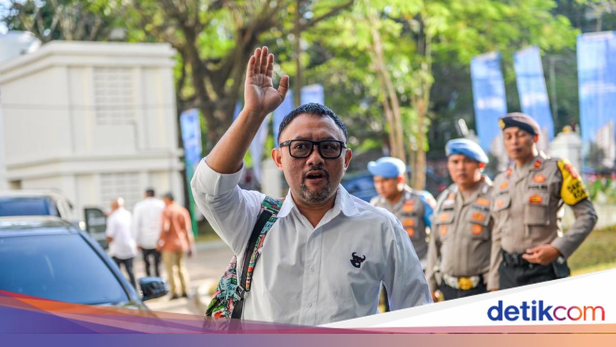 Curhat Ronal Surapradja Ditelpon PDIP Ketika Mau Bawakan Lagu Oasis di ...