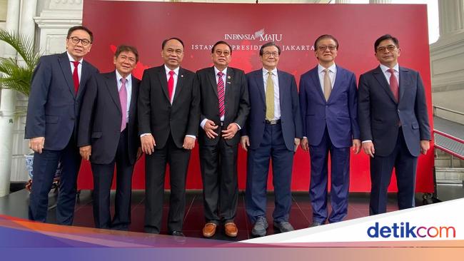 Anthony Salim-Prajogo, Deretan Orang Terkaya RI yang Sambut Paus di Istana