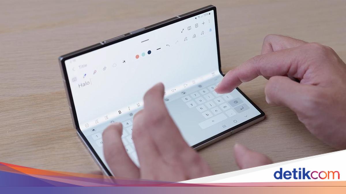Pasar HP Layar Lipat Menurun, Samsung Masih Jadi Jawara