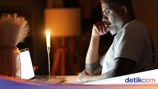 'Manusia Kalong' Waspadalah! Begadang Bisa Bikin Kesehatan Mental Terganggu