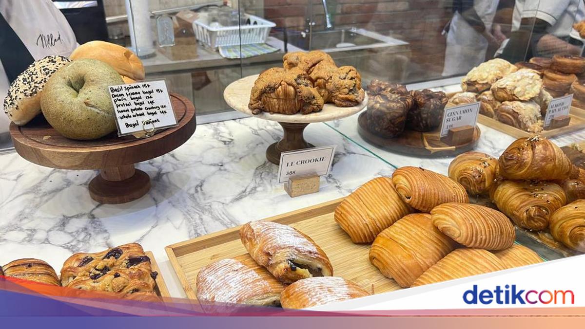 Api Atiqa 10 Bakery Viral dan Legendaris di Gading Serpong, Jajan Yuk!