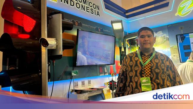 PT Qumicon Indonesia Pamer Produk Lampu Lalin-PJU Lokal di Hub Space 2024