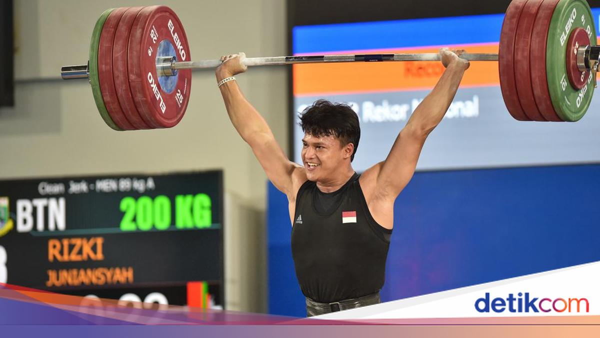 Lifter Rizki Juniansyah Jadi Letda TNI Lewat Jalur Perwira Karier