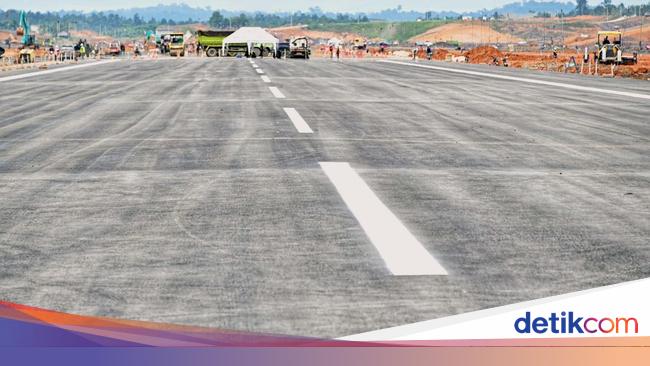 Kapan Pesawat Kepresidenan Jokowi Mendarat di Bandara IKN?