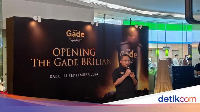 The Gade Buka Outlet ke-45, Dirut Pegadaian: Ini Kopinya Presiden!