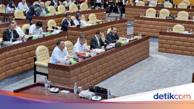 Kemenhub Bakal Lelang Pengelolaan Bandara IKN-Sepinggan, Asing Boleh Masuk