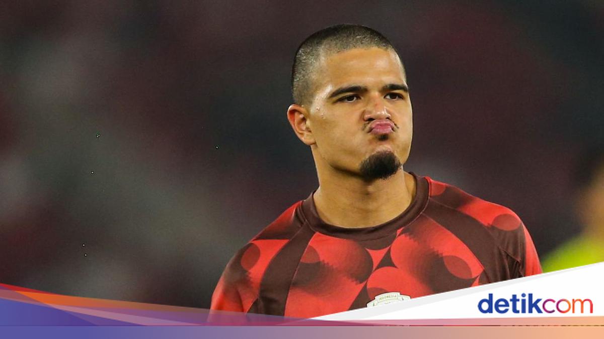 Tak Dipanggil Timnas Indonesia, Ini Kata Ragnar Oratmangoen