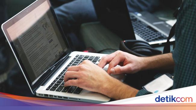 Daftar Dokumen Kependudukan yang Boleh dan Tidak Boleh Disematkan Gelar