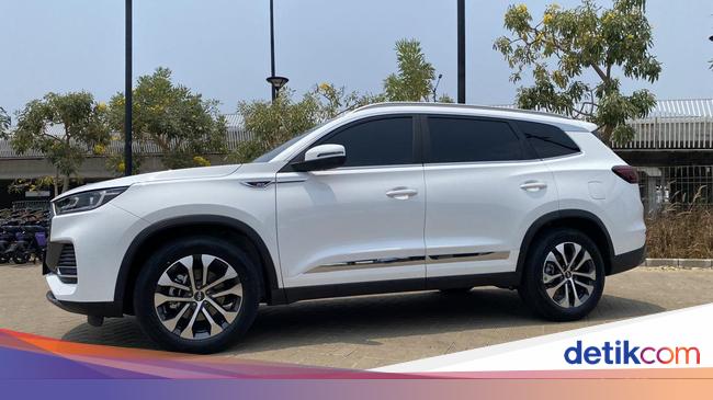 Chery Tiggo 8 Dijual Rp 300 Jutaan, Segini Beda Harganya dengan Pajero-Fortuner Cs