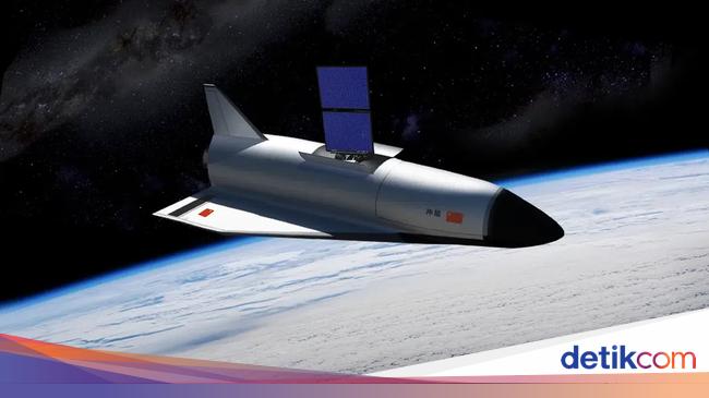 謎の中国宇宙船、宇宙滞在8ヶ月後に地球に帰還