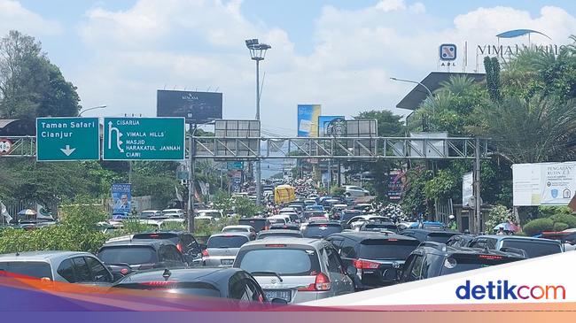 Polisi Berlakukan Car Free Night Saat Malam Tahun Baru di Puncak Bogor