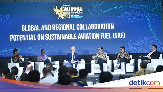 Pertamina Optimistis Kembangkan Sustainable Aviation Fuel di Indonesia