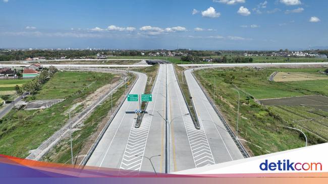 Jokowi Resmikan Tol Ruas Solo-Yogyakarta-YIA Kulonprogo Rp 5,6 T