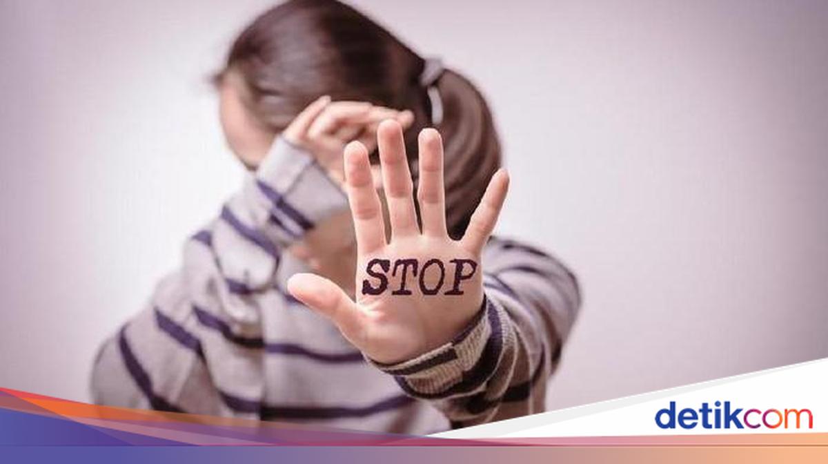 Viral Siswi SMP di Surabaya Di-bully 7 Remaja, Diduga Dipicu Urusan Cowok