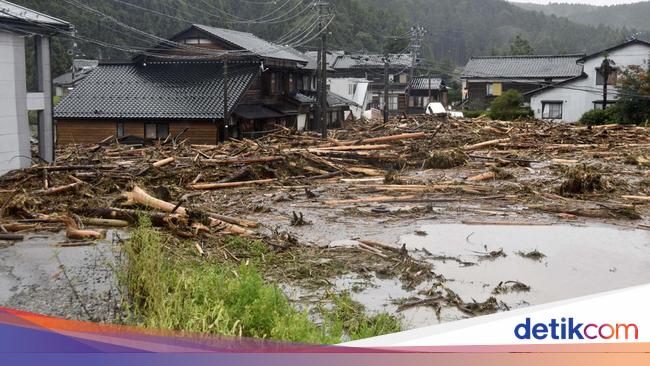 Banjir Landa Jepang, 6 Orang Tewas