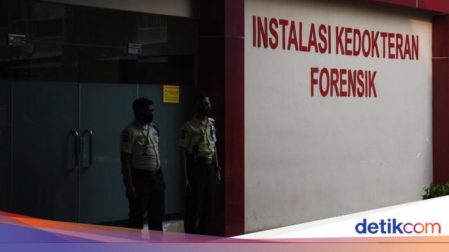 13 Keluarga Korban Hilang Kebakaran Glodok Plaza Sudah Serahkan Data-DNA