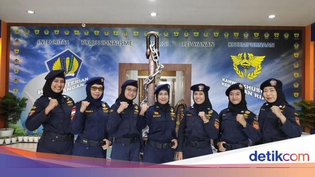 Kenalin Nih! Srikandi Bea Cukai Jaga Laut Kepri dari Barang Ilegal