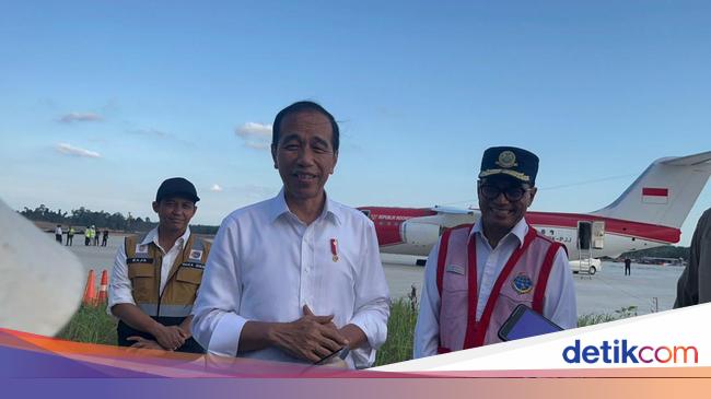 Momen Bersejarah Jokowi Mendarat Perdana di Bandara Nusantara IKN