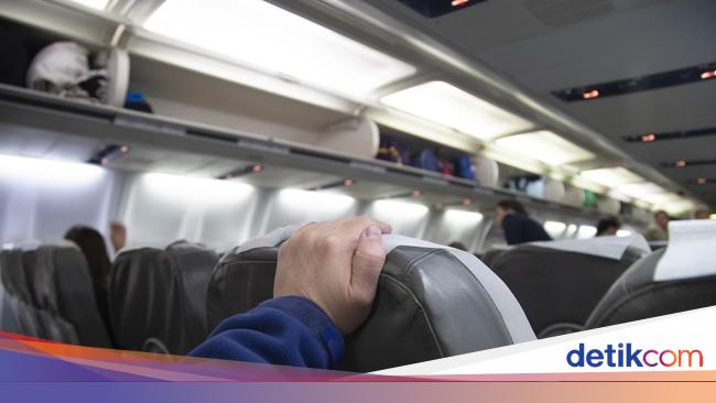 Terdengar Suara Benda Jatuh dari Arah Kargo, Pesawat Putar Balik
