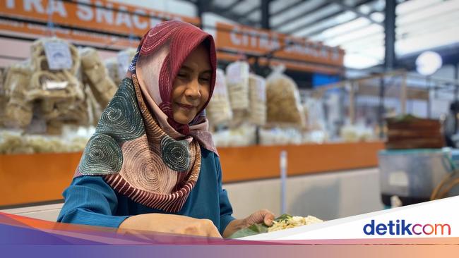 Di Pasar Ini Ada Ubi Brulee hingga Sego Pecel yang Dicicip Sri Mulyani