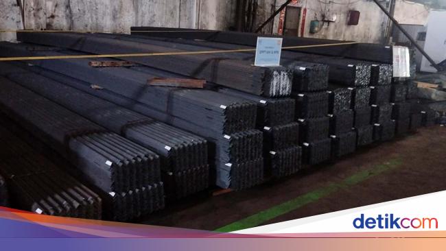 Kemendag: 1.100 Ton Baja Tanpa SNI Disita di Cikarang