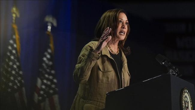 Kamala Harris Minta Warga AS Keluar dan Memilih: Kita Harus Selesaikan