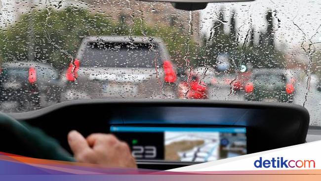 Driver Pariwisata Ajukan 6 Tuntutan soal Banyaknya Taksol Pelat B di Bali