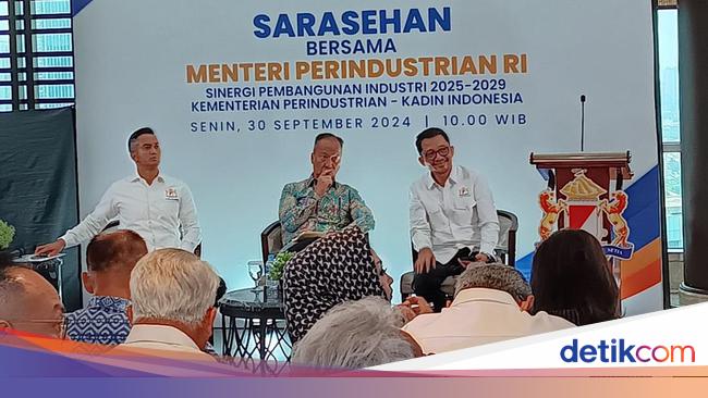 Temui Anindya, Menperin Cerita 5 Tahun Jadi Menteri Baru Sekarang Diundang Kadin