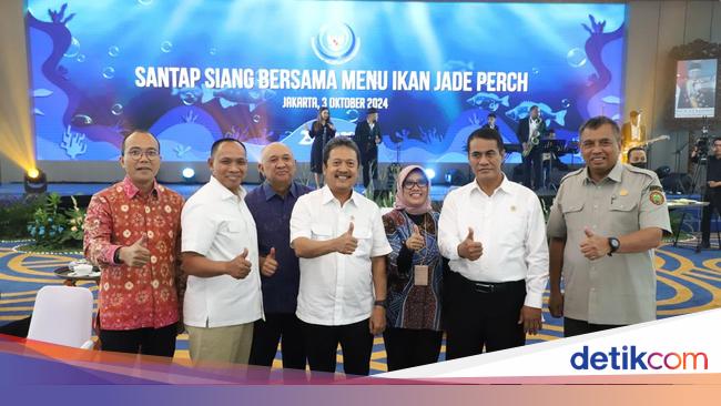 Trenggono Kenalkan Jade Perch, Ikan Potensial Dikembangkan di RI