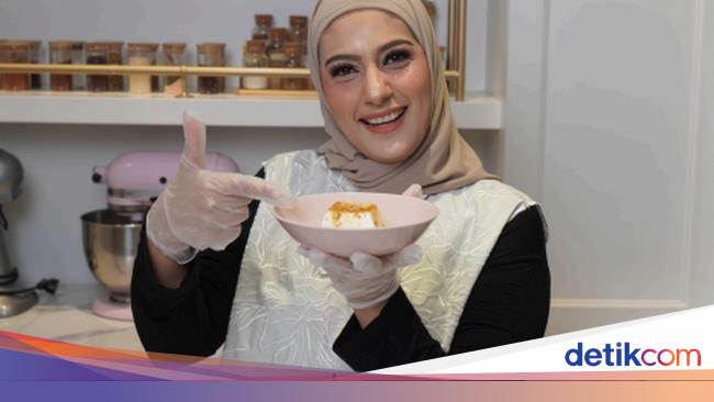 Cerita Ala Bisyir Bangun Personal Branding Lewat Shopee Live-Shopee Video