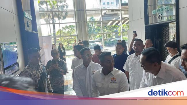 Raffi Ahmad hingga Adik Prabowo Hadir di Acara Kadin Anindya Bakrie