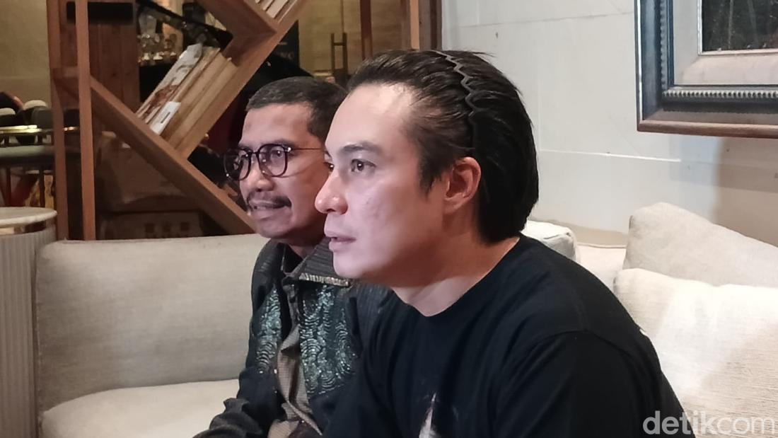 Baim Wong Menangis Saat Ungkap Alasan Ceraikan Paula Verhoeven