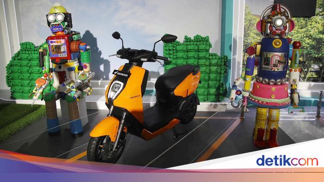 Komparasi Motor Listrik Honda EM1 e: dan ICON e:, Model Mirip-Harga Beda Jauh