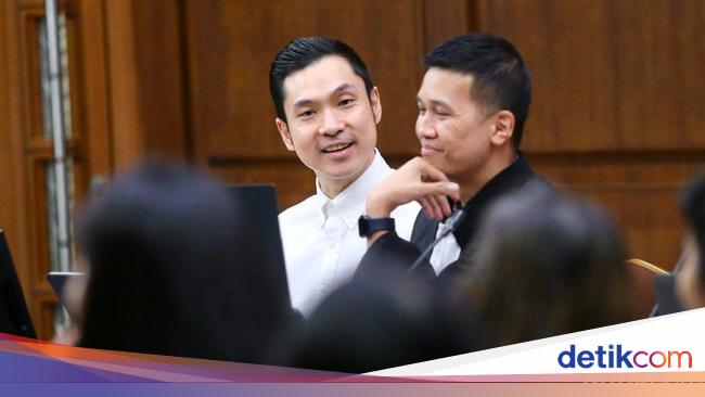 Hakim: Tuntutan 12 Tahun Penjara ke Harvey Moeis Terlalu Berat, Harus Dikurangi