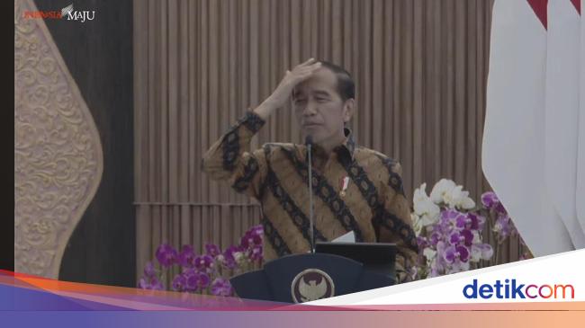 Jokowi Tepuk Jidat Saat Bicara Emas Freeport, Kenapa?