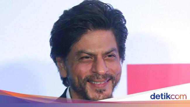 Shah Rukh Khan Puncaki Daftar Artis Pembayar Pajak Tertinggi di India 2024