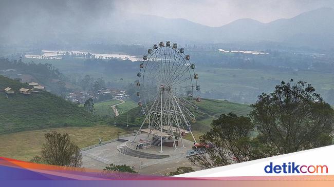 Indahnya Kebun Teh Malabar Dilihat dari Bianglala Raksasa