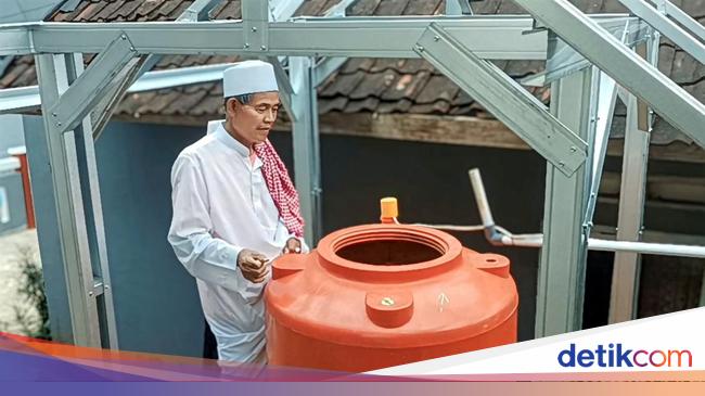 Ajaib! Toren Ponpes di Sukabumi Terisi tanpa Tahu Sumber Air dari Mana