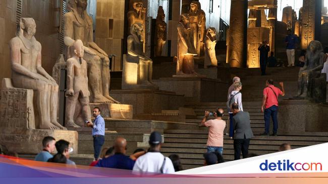 100 Ribu Artefak Kuno Mesir Dipamerkan di Museum Agung