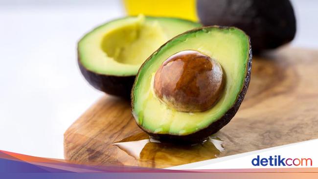 Apa Benar Makan Alpukat Efektif Bantu Turunkan Berat Badan?