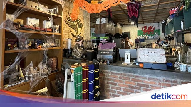 Santai di Kafe Favorit Mahasiswa Bandung Ini Serasa di Dunia Harry Potter!