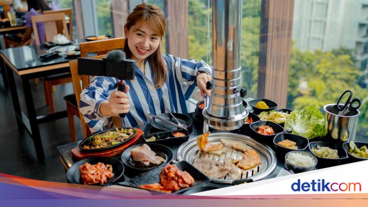 Bikin Geram! Food Vlogger Ini Minta Makan Gratis dan Bayaran di Restoran