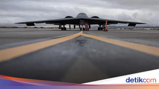 Pesawat Bomber AS Merapat di Saat Timur Tengah Kian Memanas