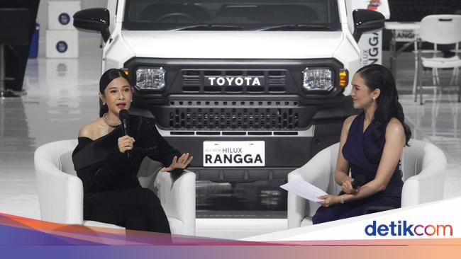 Dian Sastro Naksir Toyota Hilux Rangga, Kepincut Desainnya!
