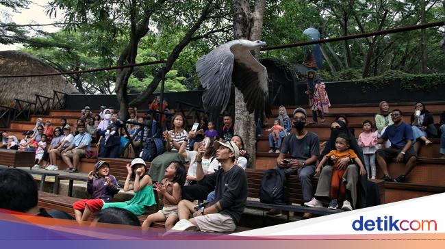 Mengisi Libur Akhir Pekan di Wahana Burung Ancol